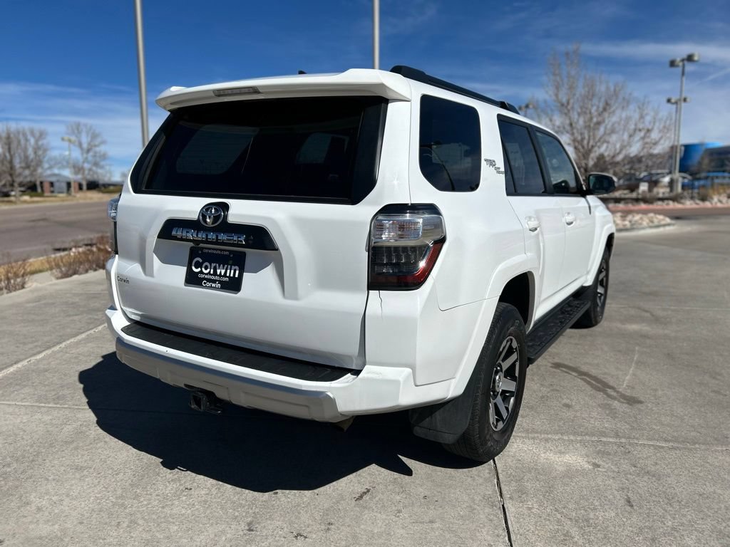 Used 2024 Toyota 4Runner TRD Off-Road Premium AWD/4WD image 10