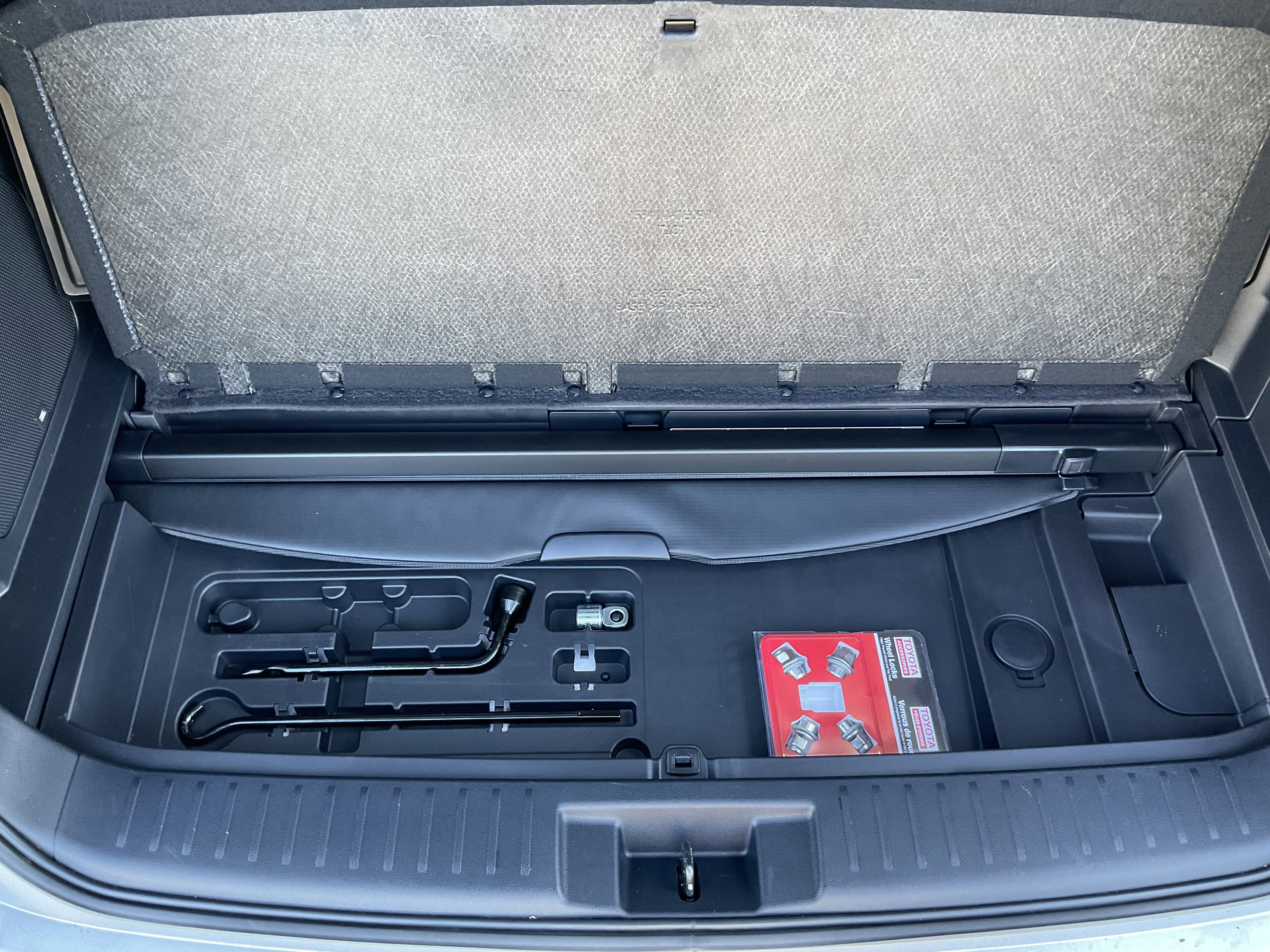 Used 2024 Toyota Highlander Platinum image 57