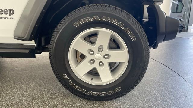 Used 2022 Jeep Wrangler Sport image 47