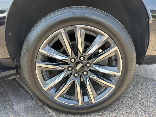 Certified 2022 Cadillac Escalade ESV Sport AWD/4WD image 17
