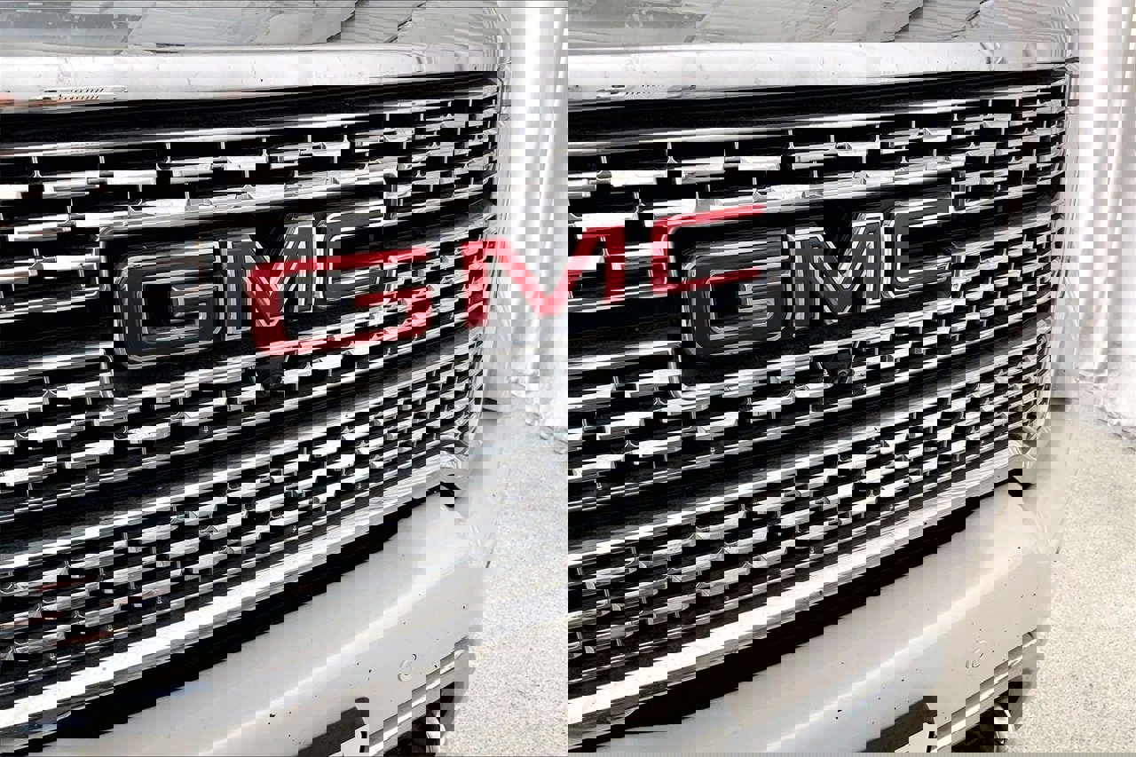 Used 2020 GMC Sierra 2500 Denali w/ Denali Ultimate Package image 7