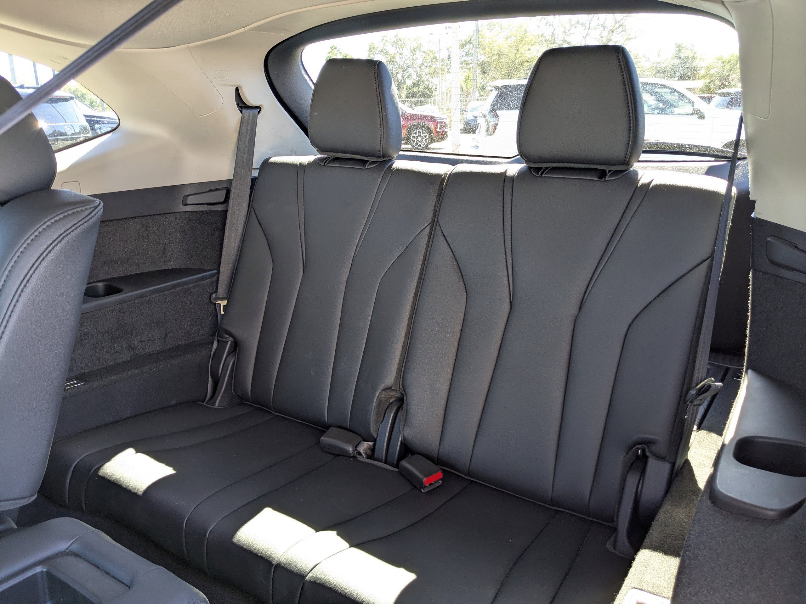 Used 2025 Acura MDX SH-AWD image 16