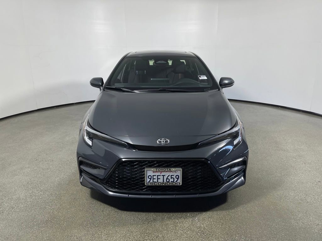 Used 2023 Toyota Corolla SE w/ SE Premium Package image 8