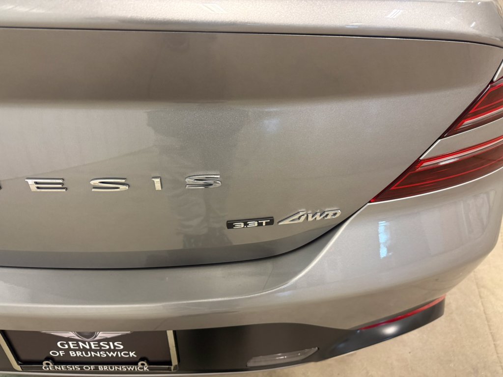 Used 2023 Genesis G70 3.3T AWD/4WD image 21