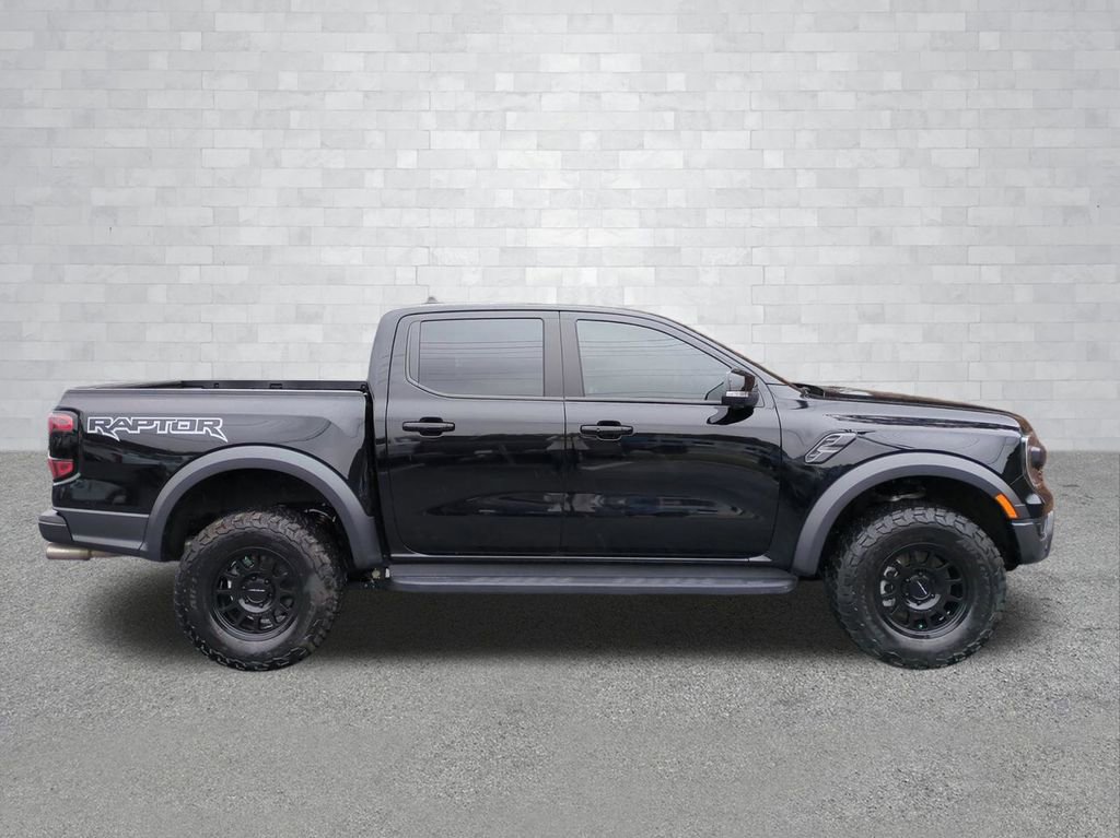 Used 2025 Ford Ranger Raptor AWD/4WD image 3