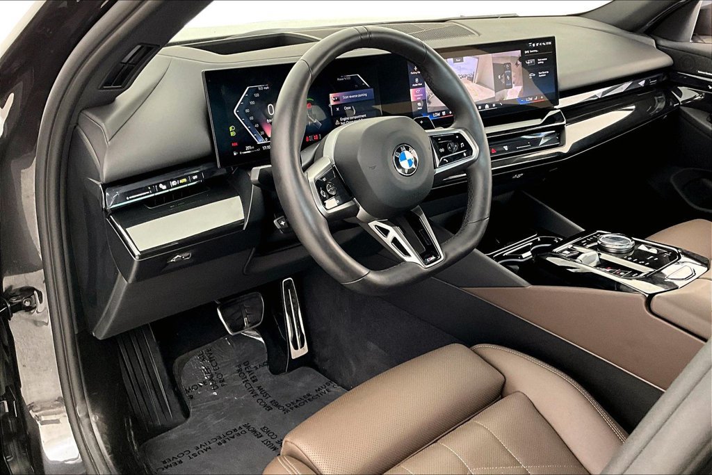 Used 2026 BMW 540i xDrive AWD/4WD image 16