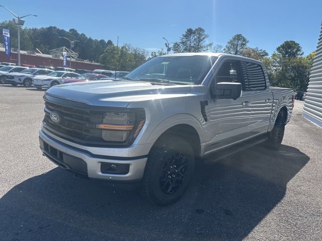 New 2025 Ford F150 XLT w/ Equipment Group 302A MID image 7