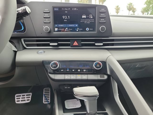 New 2026 Hyundai Elantra Sport FWD image 15