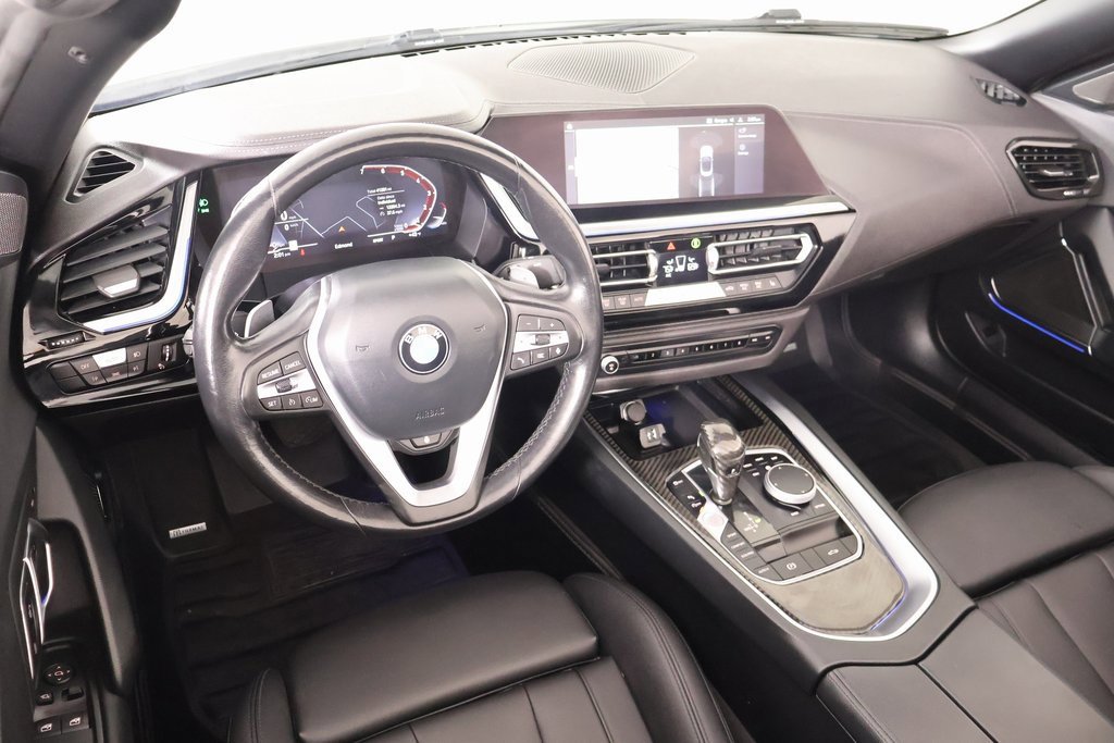 Used 2022 BMW Z4 sDrive30i image 2