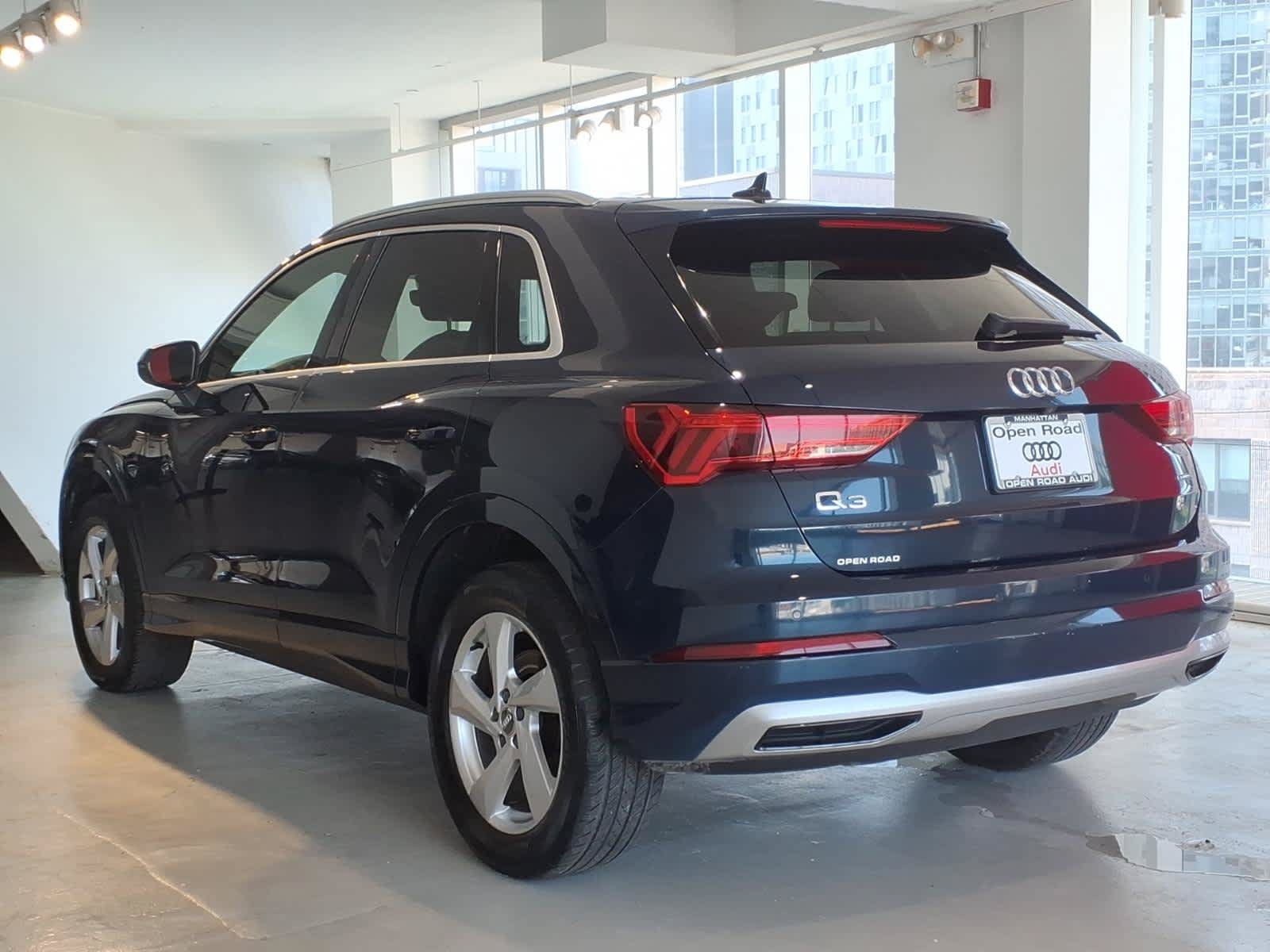 Used 2020 Audi Q3 2.0T Premium w/ Convenience Package AWD/4WD image 6
