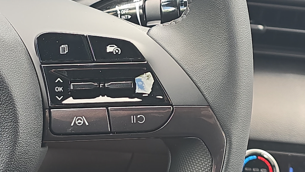 New 2026 Hyundai Elantra Sport FWD image 25