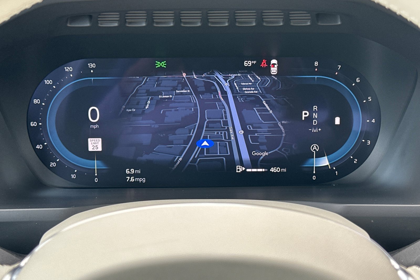 Certified 2025 Volvo XC90 B5 Core w/ Protection Package Premier image 30