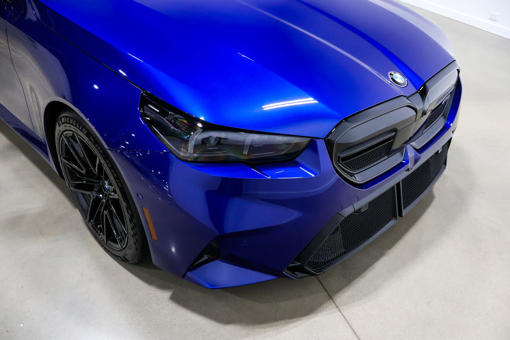 Used 2025 BMW M5 Touring image 94