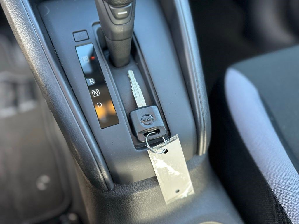 Used 2025 Nissan Versa S w/ Trunk Package image 30