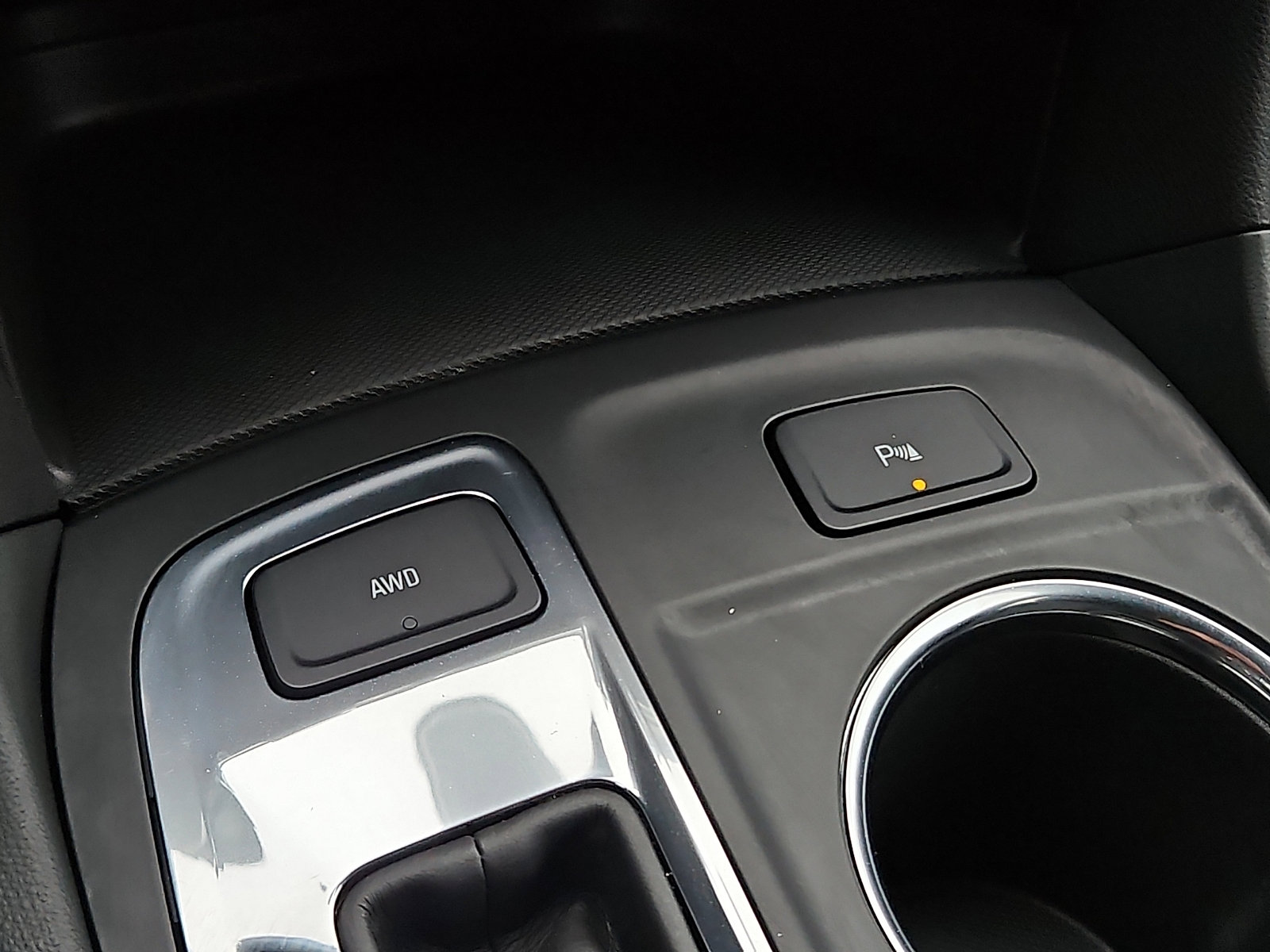 Used 2024 Chevrolet Equinox LT w/ LPO, Floor Liner Package image 24