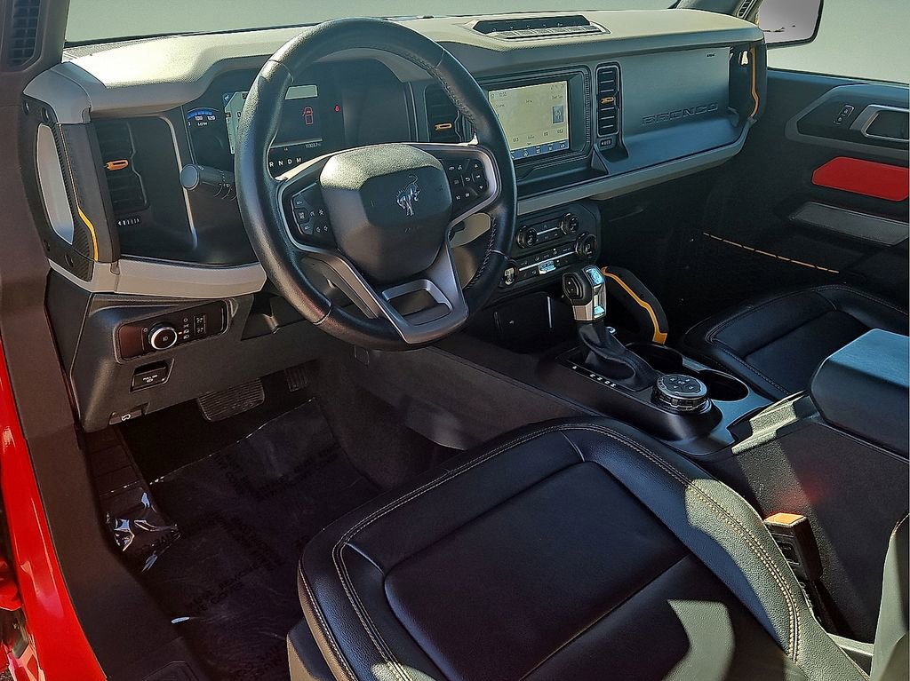 Used 2023 Ford Bronco Badlands image 16