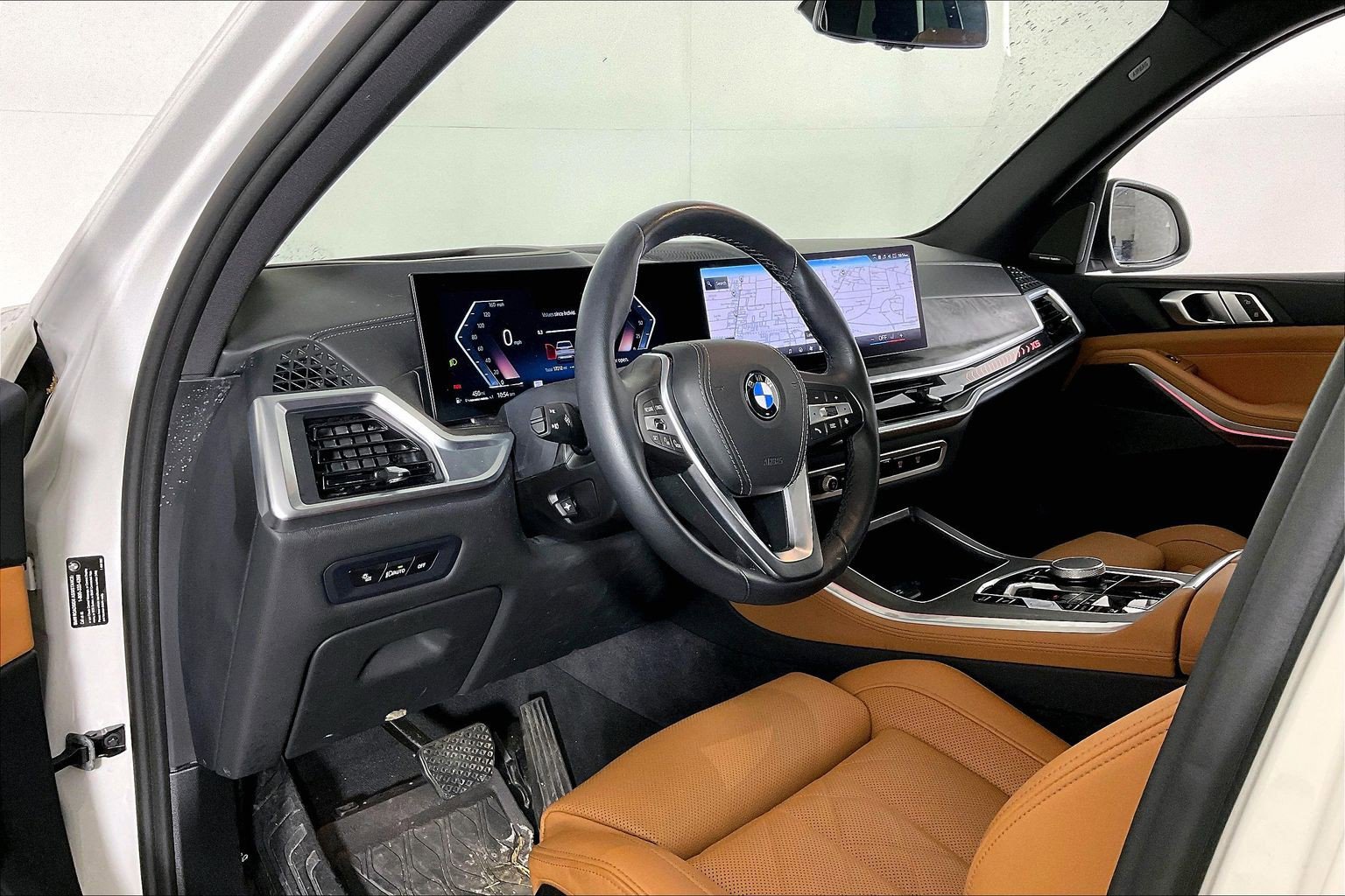 Certified 2024 BMW X5 xDrive40i w/ Premium Package AWD/4WD image 5
