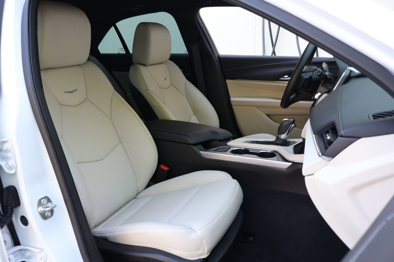 Certified 2025 Cadillac CT4 Premium Luxury image 18