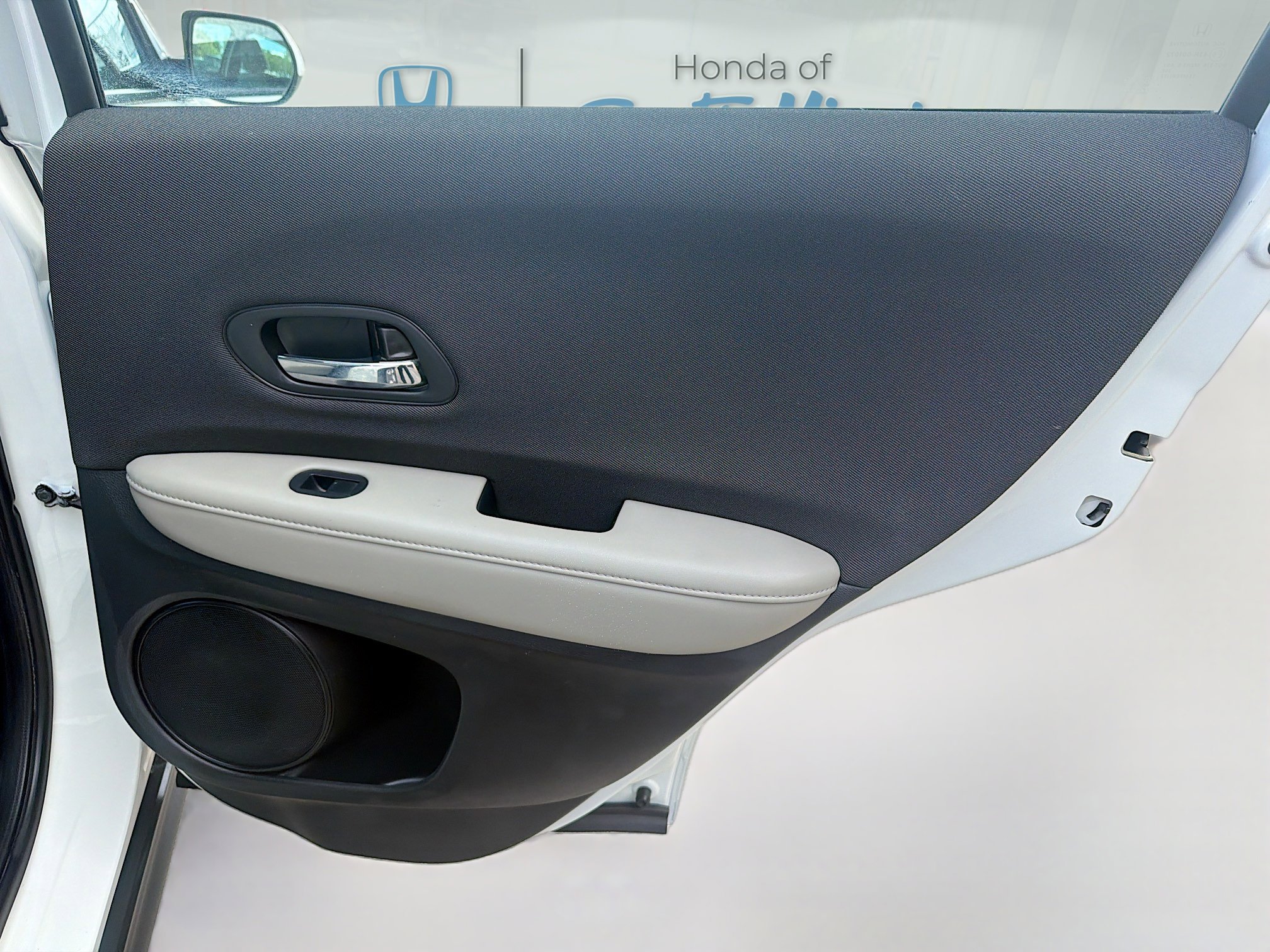 Used 2021 Honda HR-V LX image 30