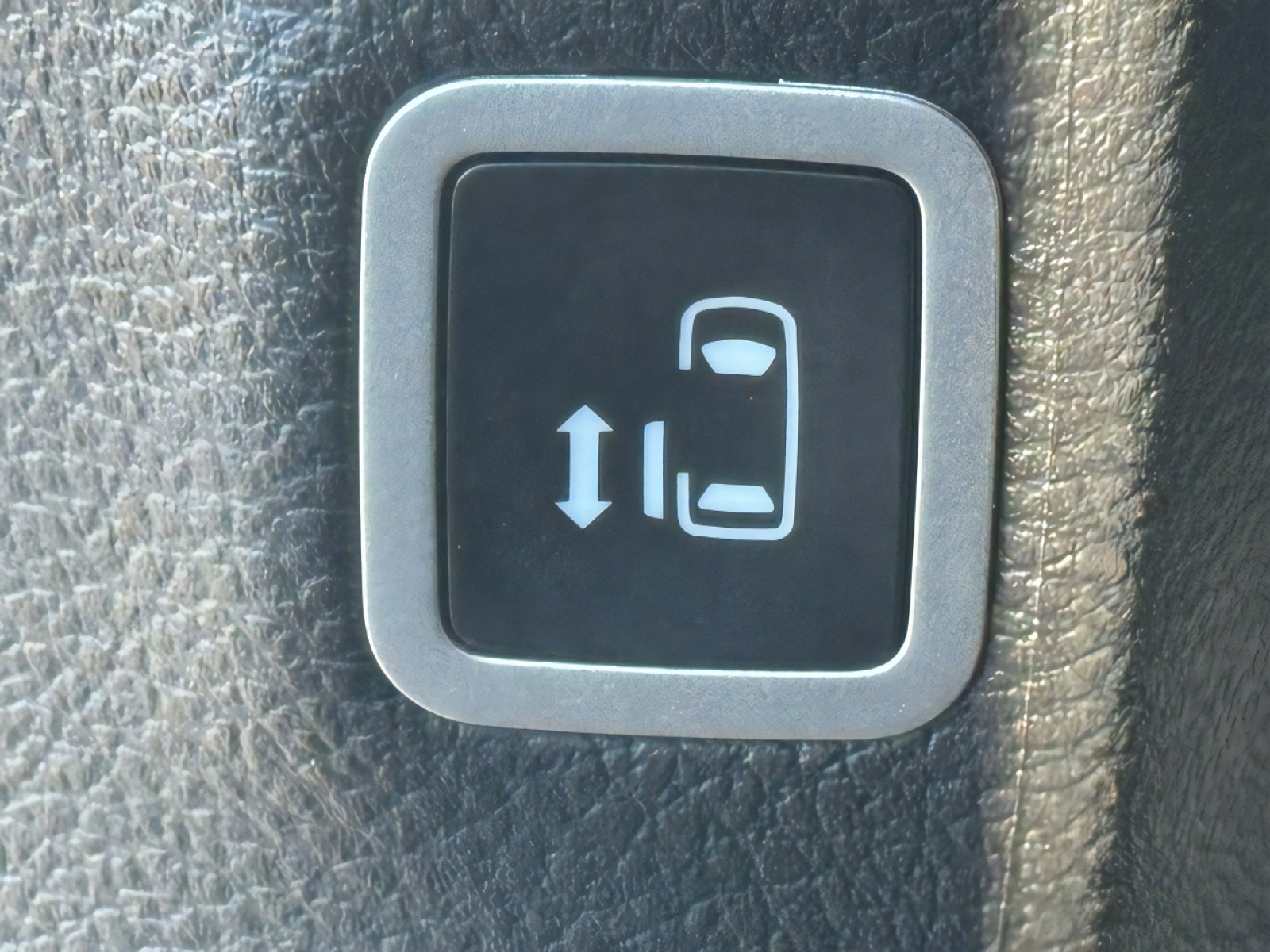 New 2026 Chrysler Pacifica Select image 19