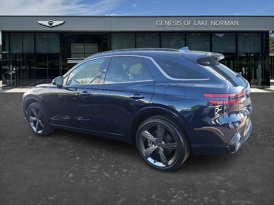 Used 2022 Genesis GV70 3.5T Sport w/ Sport Prestige Package AWD/4WD image 6