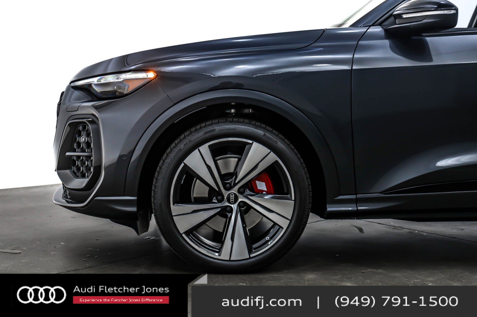 New 2025 Audi SQ5 Prestige image 10