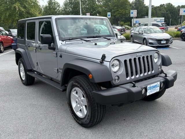 Used 2018 Jeep Wrangler Unlimited Sport S AWD/4WD image 2