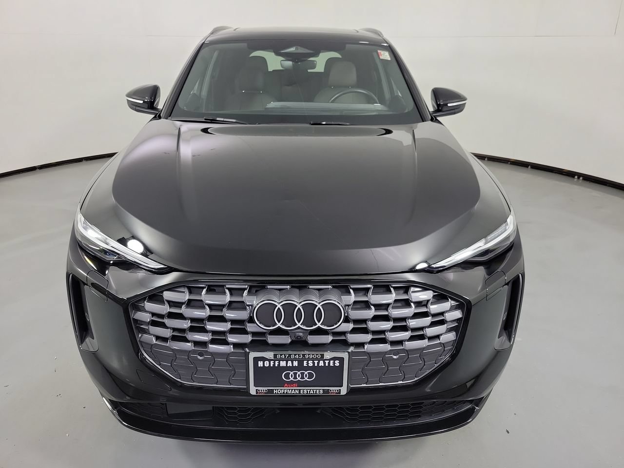 Used 2025 Audi Q5 Premium Plus w/ Premium Plus AWD/4WD image 5