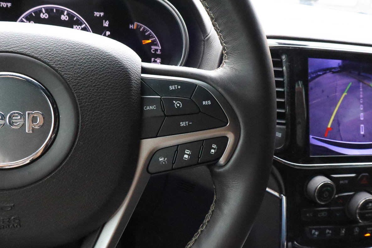 Used 2019 Jeep Grand Cherokee Overland AWD/4WD image 35