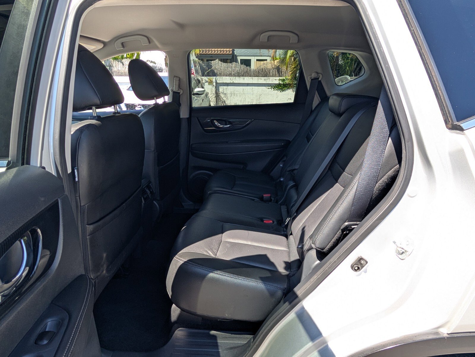 Used 2019 Nissan Rogue SL image 11