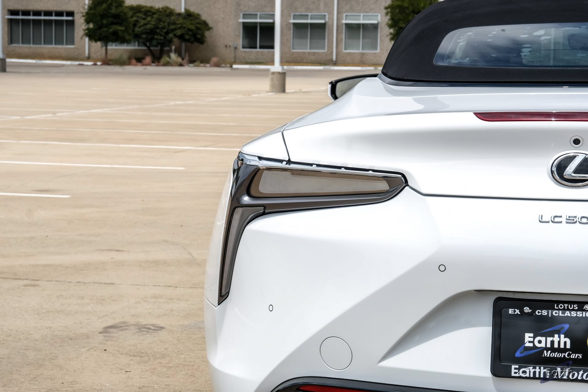Used 2021 Lexus LC 500 Convertible w/ Touring Package RWD image 16