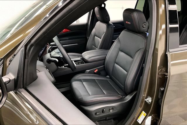 Used 2024 Chevrolet Traverse Z71 AWD/4WD image 23