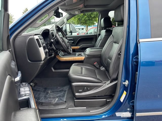 Used 2019 Chevrolet Silverado 2500 LTZ w/ Duramax Plus Package AWD/4WD image 10