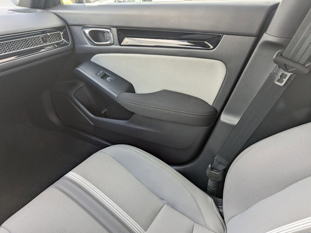 Used 2025 Honda Civic Sport image 13