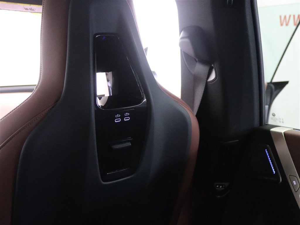 Used 2023 BMW iX M60 w/ Executive Package AWD/4WD image 31