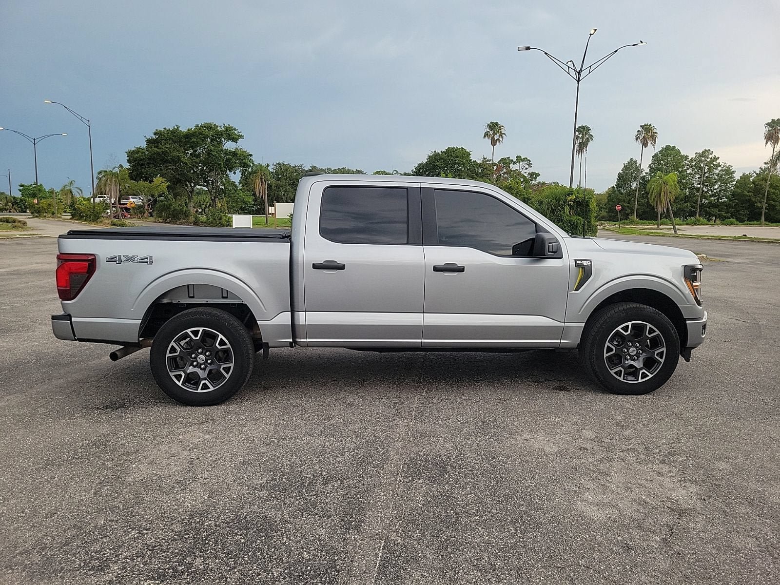 Used 2024 Ford F150 STX AWD/4WD image 6