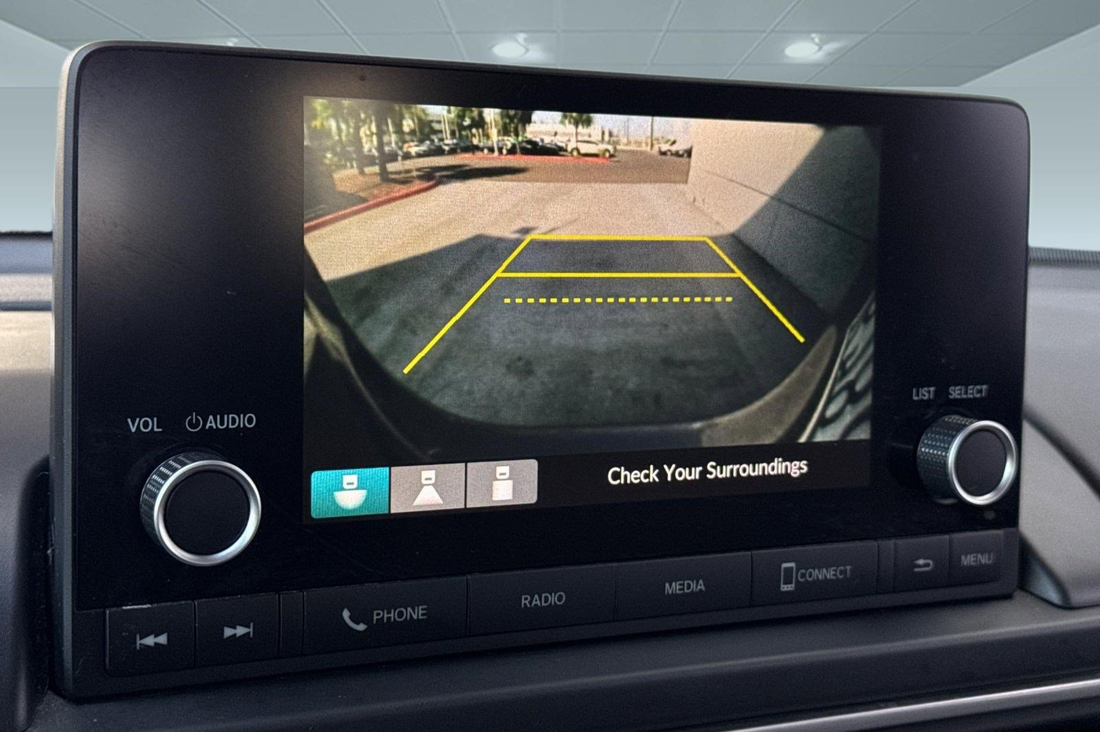 Certified 2023 Honda Pilot LX image 22