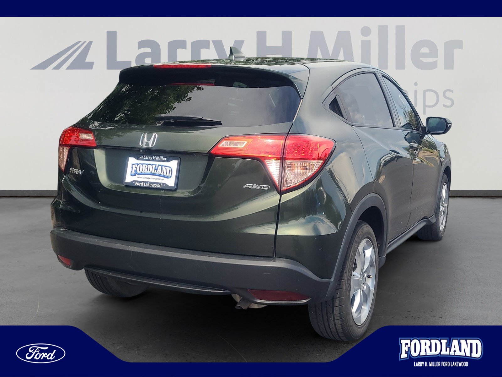 Used 2017 Honda HR-V EX image 5