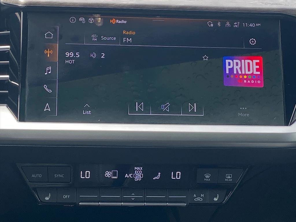 Used 2023 Audi Q4 e-tron Premium Plus w/ Premium Plus image 9