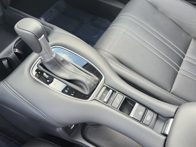 Certified 2025 Honda HR-V EX-L image 28