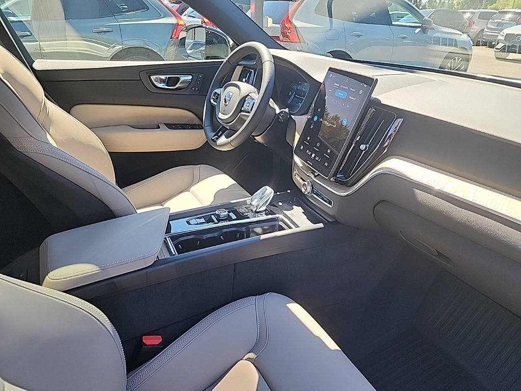 New 2026 Volvo XC60 T8 Plus w/ Climate Package AWD/4WD image 19
