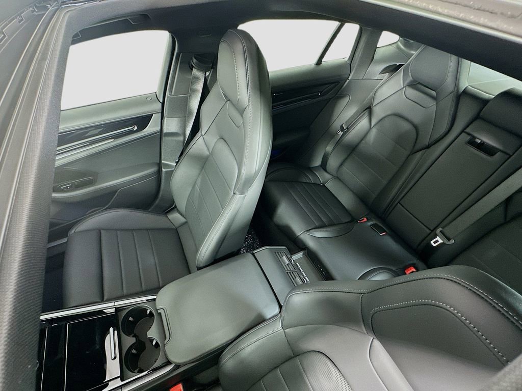 New 2025 Porsche Panamera image 14