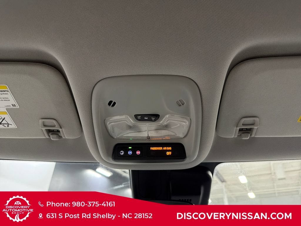 Used 2024 Chevrolet TrailBlazer LT w/ Driver Confidence Package FWD image 29