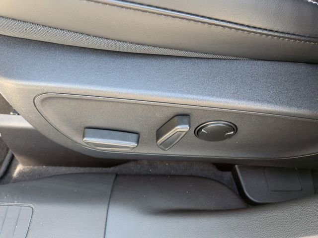 New 2026 Ford Escape SE image 19