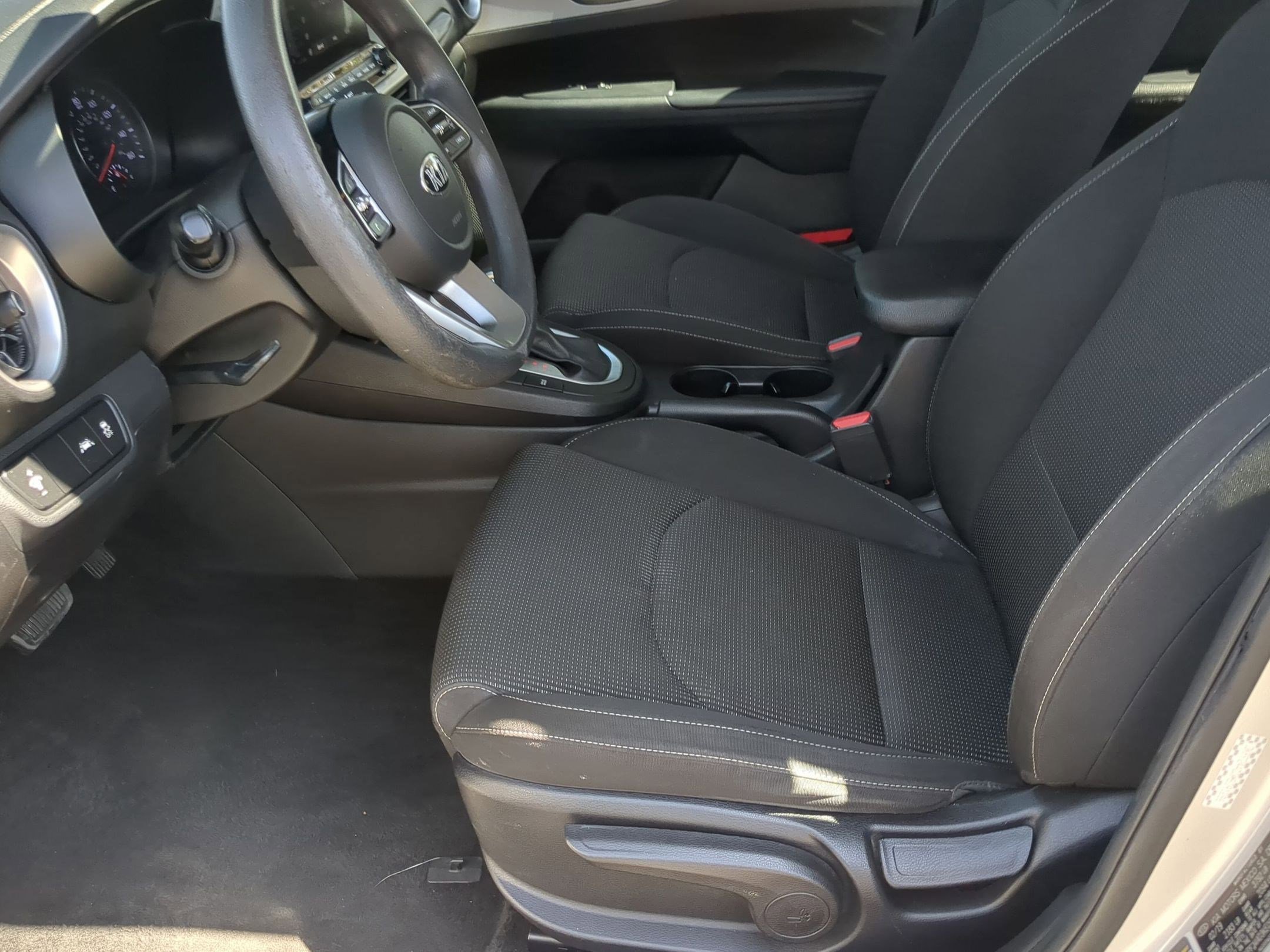 Used 2019 Kia Forte LXS image 11