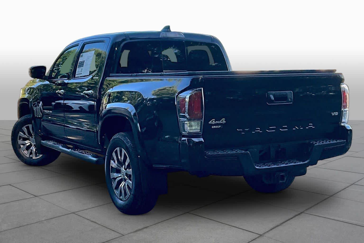 Used 2021 Toyota Tacoma Limited AWD/4WD image 12