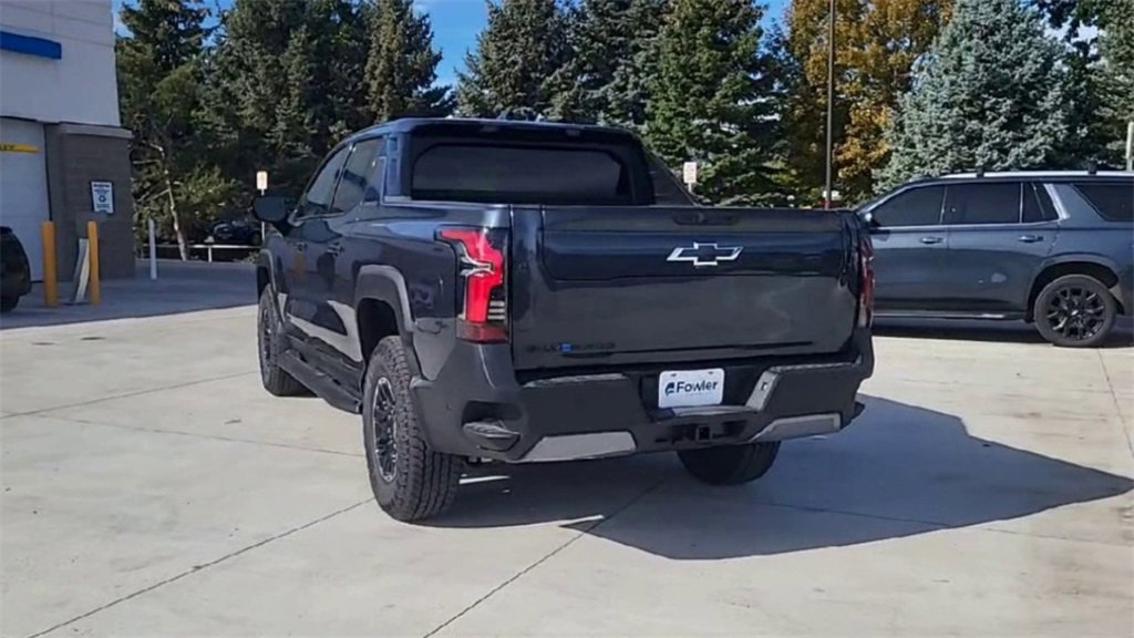 New 2026 Chevrolet Silverado EV Trail Boss image 8