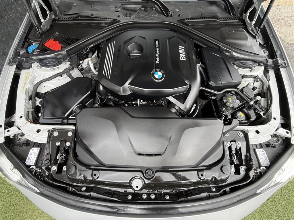 Used 2018 BMW 330i Sedan RWD image 30