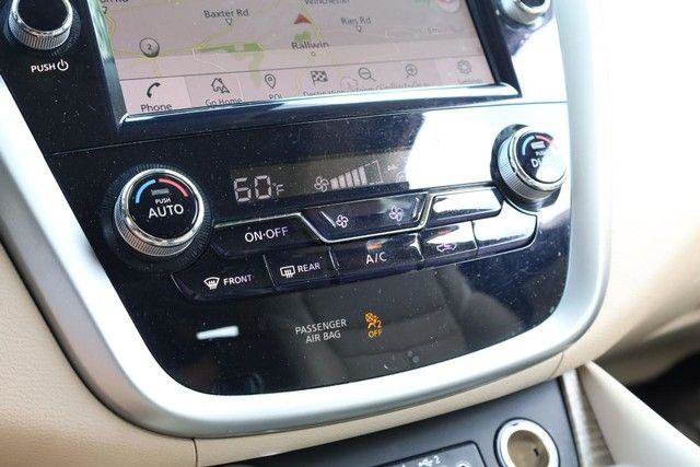 Used 2020 Nissan Murano SL w/ Moonroof Package FWD image 17