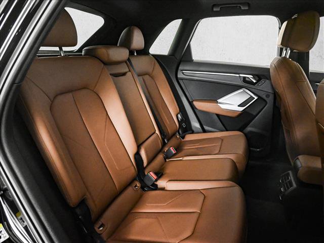 Certified 2025 Audi Q3 2.0T Premium w/ Convenience Package image 21
